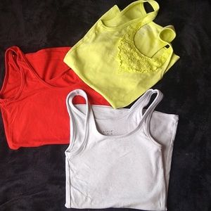 Bundle of (3) size XS tank tops in great used condition